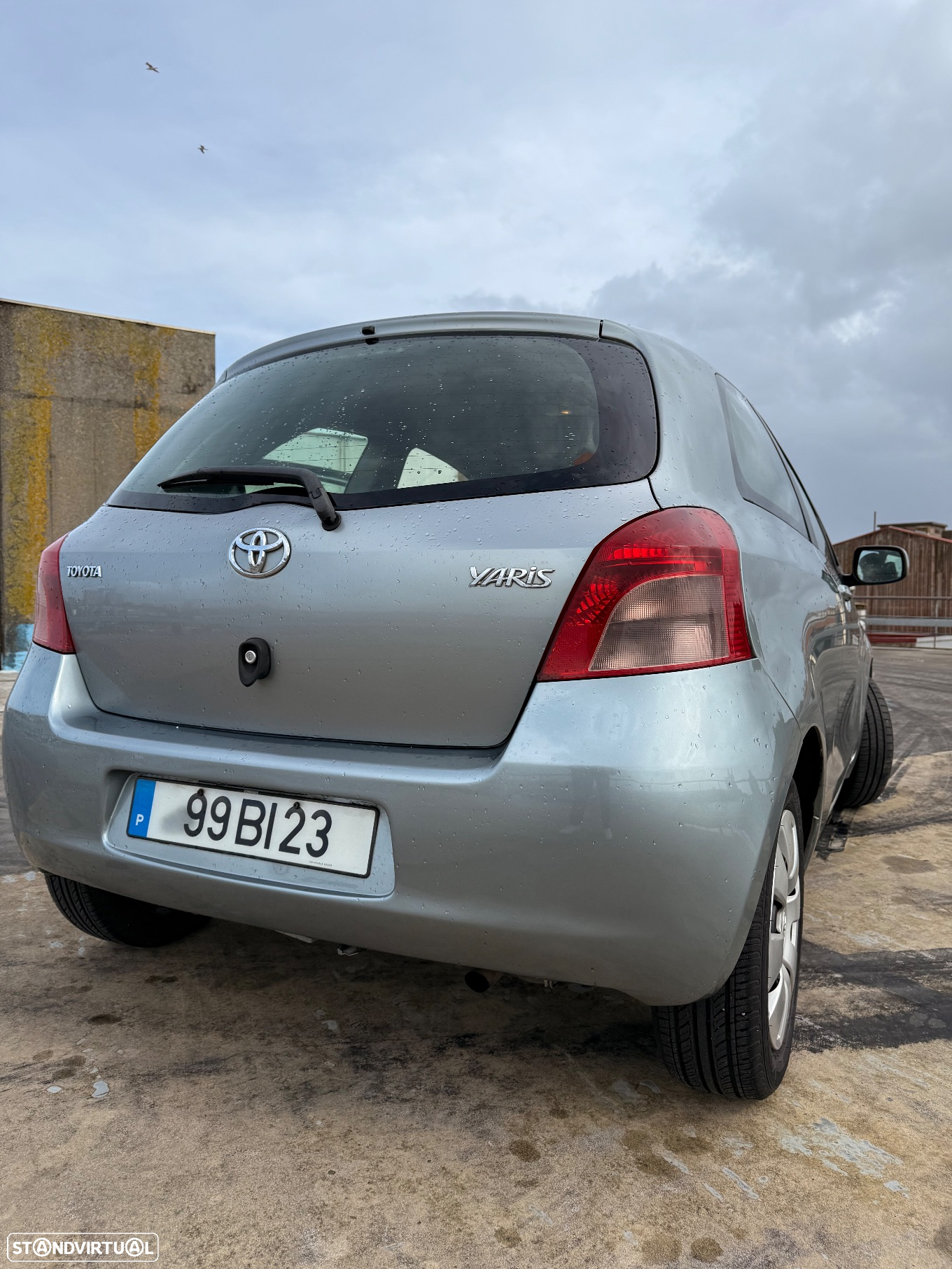 Toyota Yaris 1.0 VVT-i AC Manual - 4