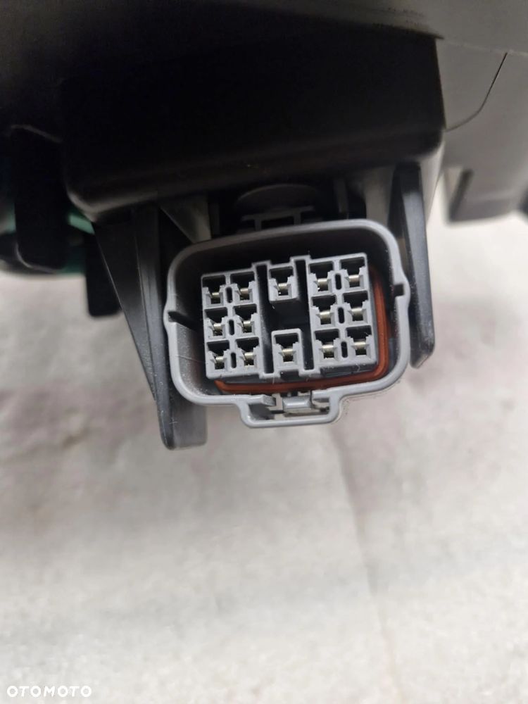 MAZDA CX-30 FULL LED LAMPA LEWA PRZÓD DGJ1-51040. 14 PIN CENA Z WYSYŁKĄ - 15