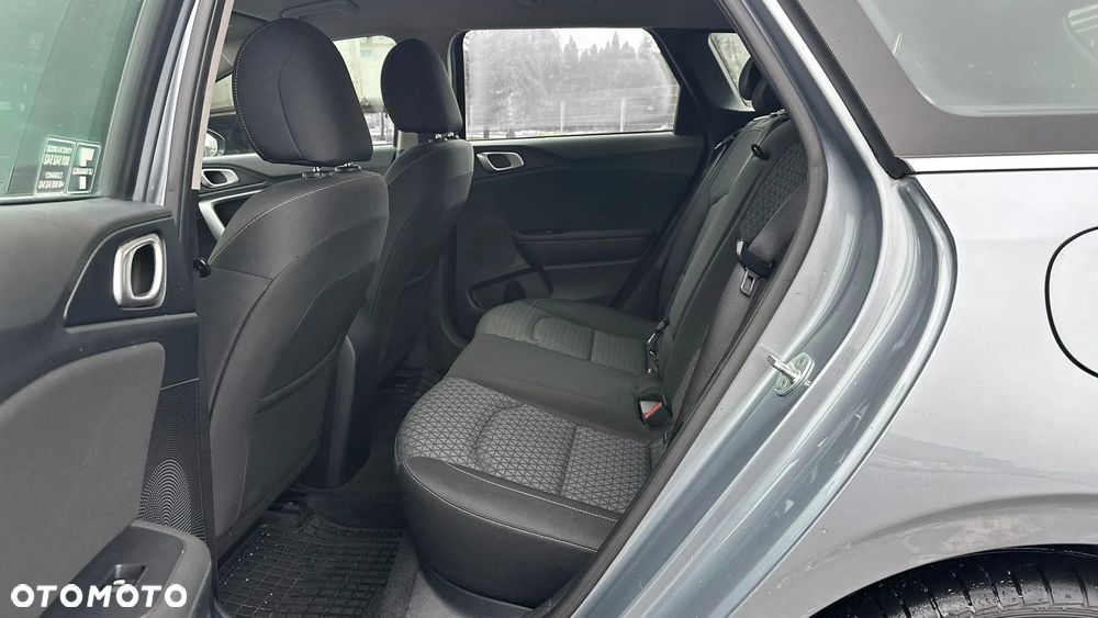 Kia Ceed 1.5 T-GDI L Business Line DCT - 14