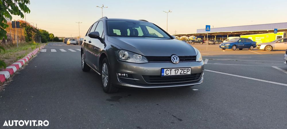 Volkswagen Golf 1.6 TDI DPF BMT Comfortline - 3