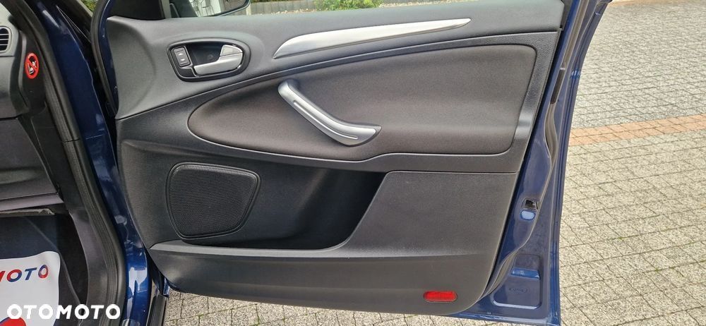 Ford S-Max - 29