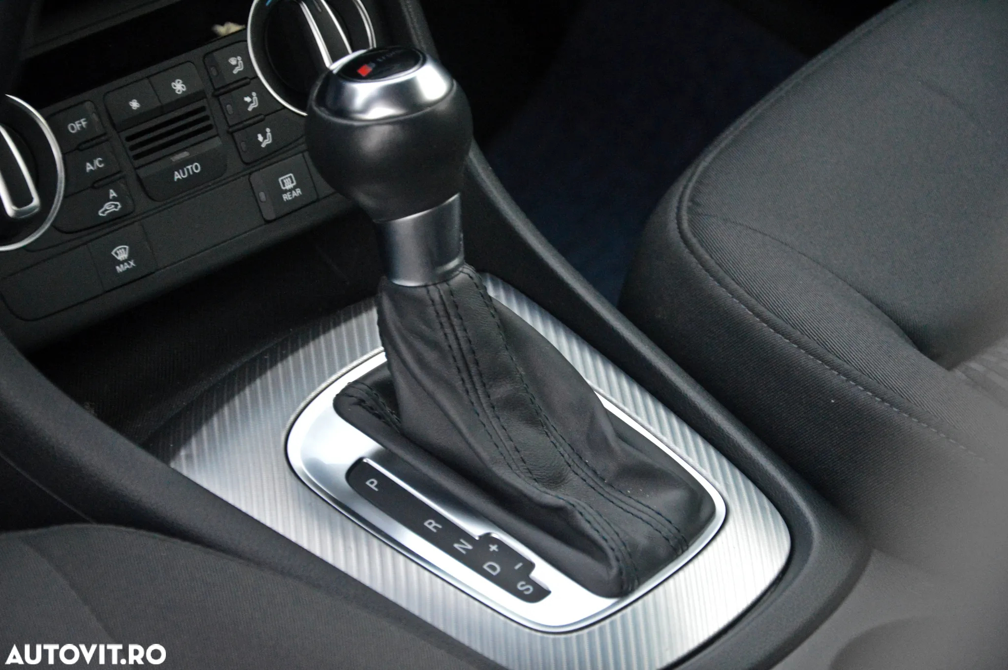 Audi Q3 1.4 TFSI Stronic - 27