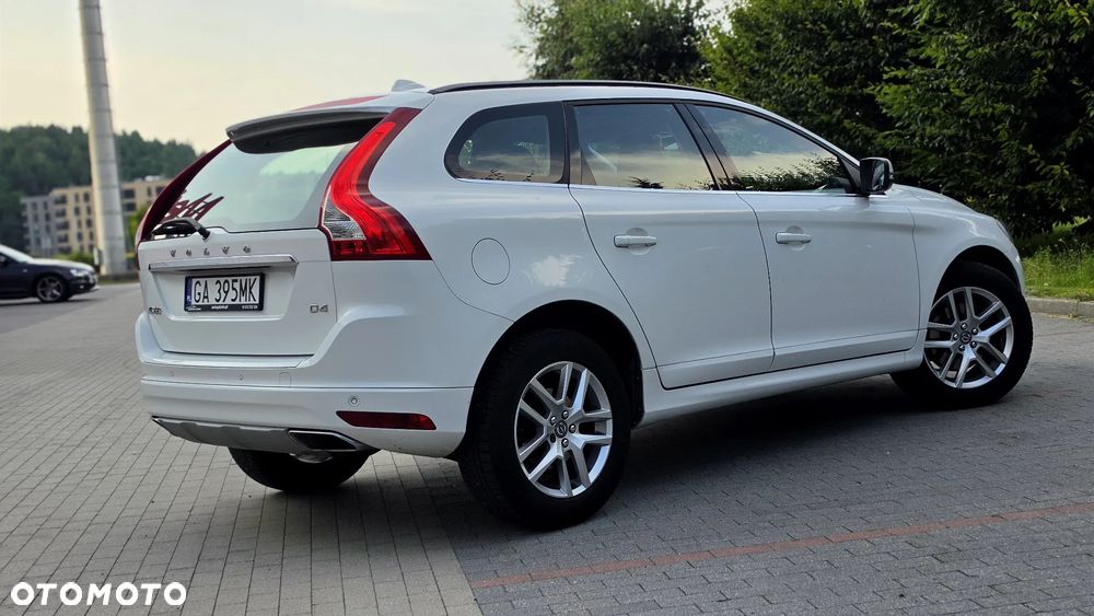 Volvo XC 60 D4 Geartronic Ocean Race - 24
