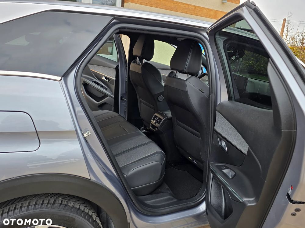 Peugeot 3008 1.6 PureTech Hybrid4 PHEV Allure S&S EAT8 - 34