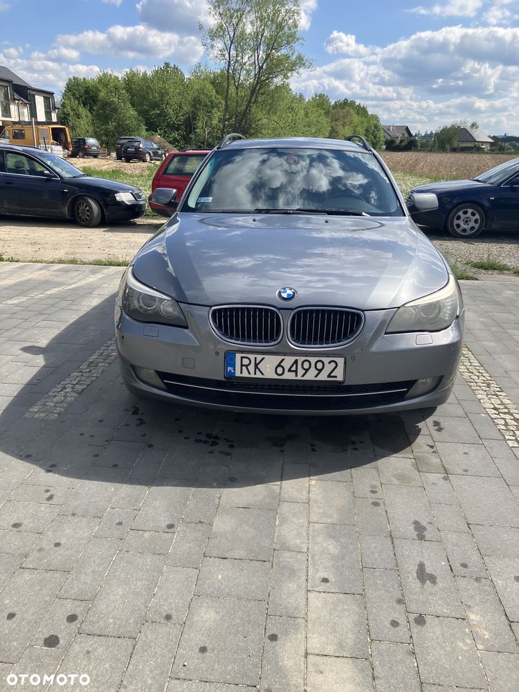 BMW Seria 5 525d - 6