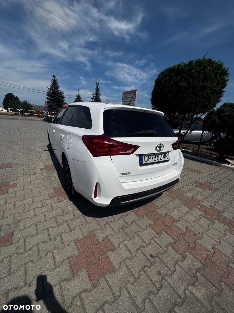 Toyota Auris 1.4 D-4D Active - 9