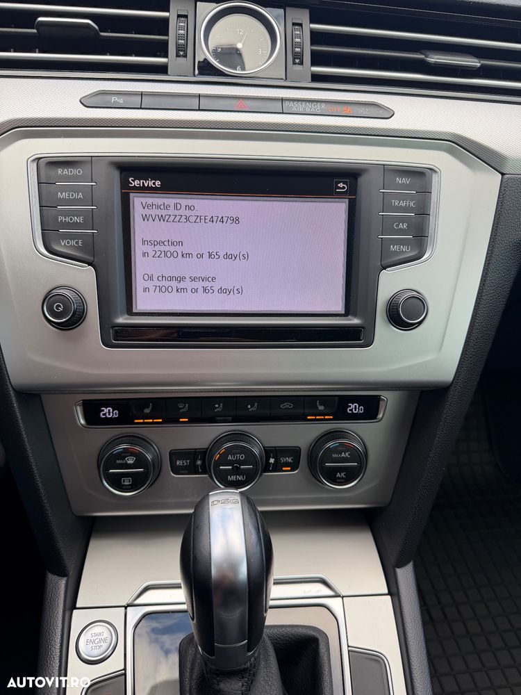 Volkswagen Passat 2.0 TDI DSG Comfortline - 23
