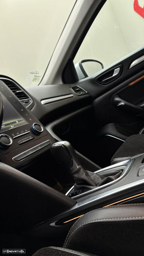 Renault Mégane BLUE dCi 115 EDC BOSE EDITION - 15