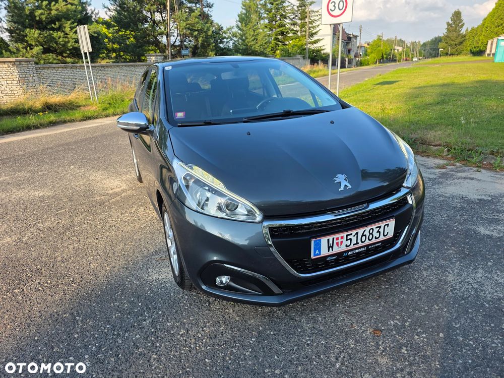 Peugeot 208 PureTech 82 Urban Move - 17