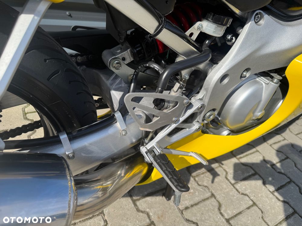 Honda CBR - 21