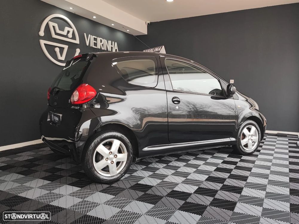 Toyota Aygo 1.0 + AC - 16