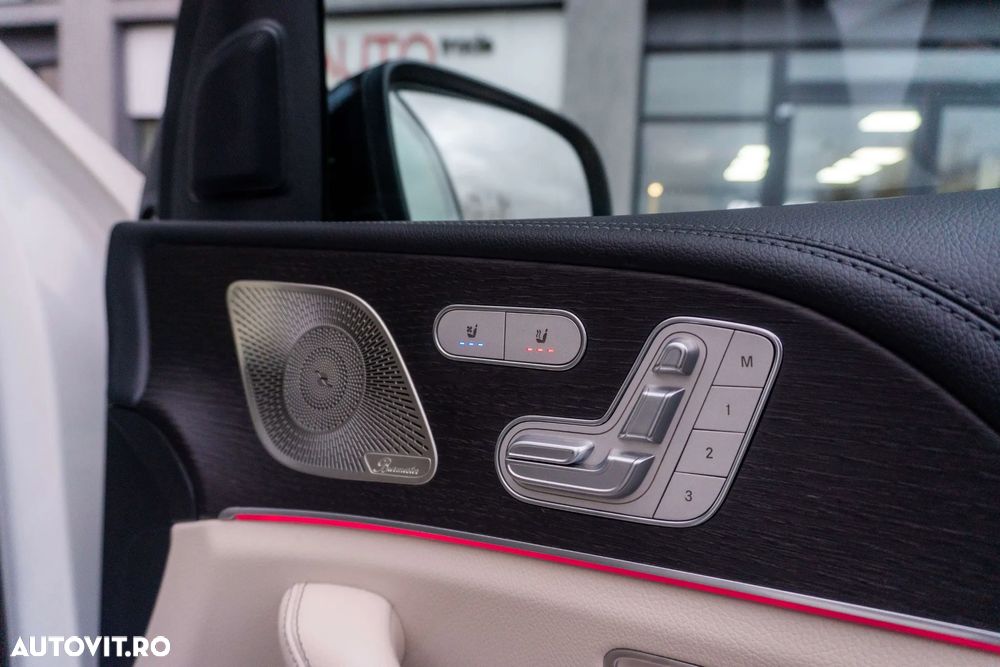 Mercedes-Benz GLS - 27