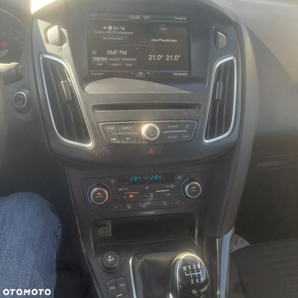 Ford Focus 1.0 EcoBoost Titanium - 18