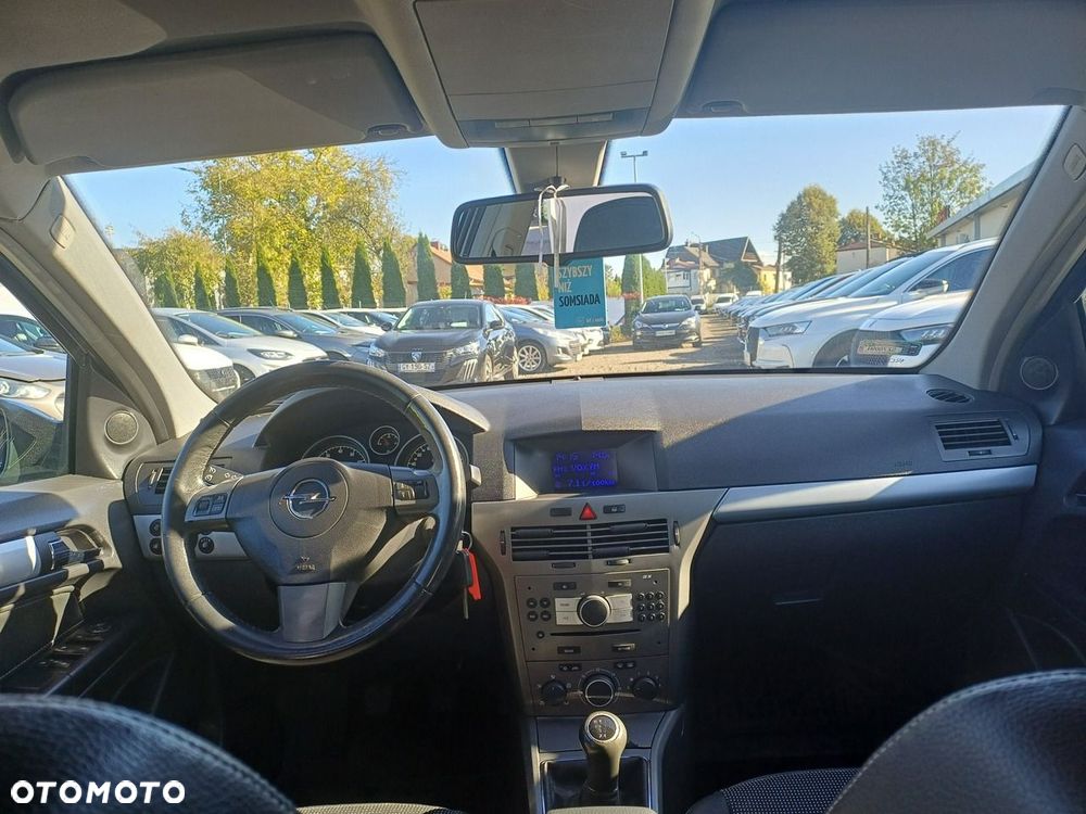 Opel Astra 1.8 Cosmo - 24
