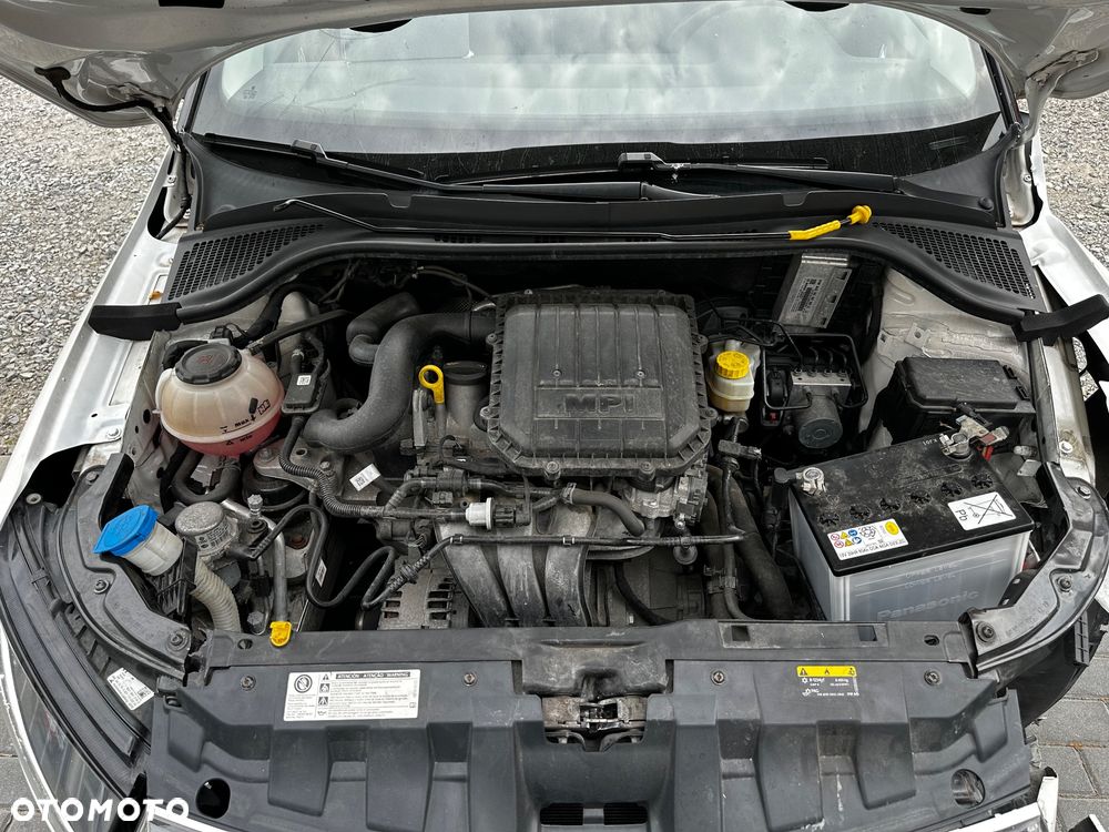 Skoda Fabia 1.0 Style Color - 25