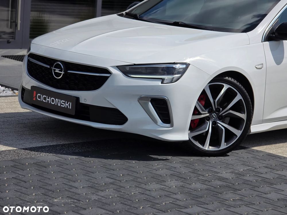 Opel Insignia 2.0 T 4x4 GSi + S&S - 18
