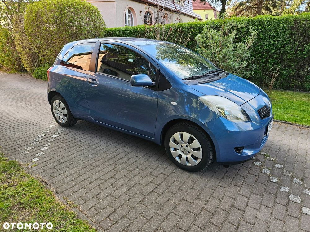 Toyota Yaris 1.0 Luna A/C - 15