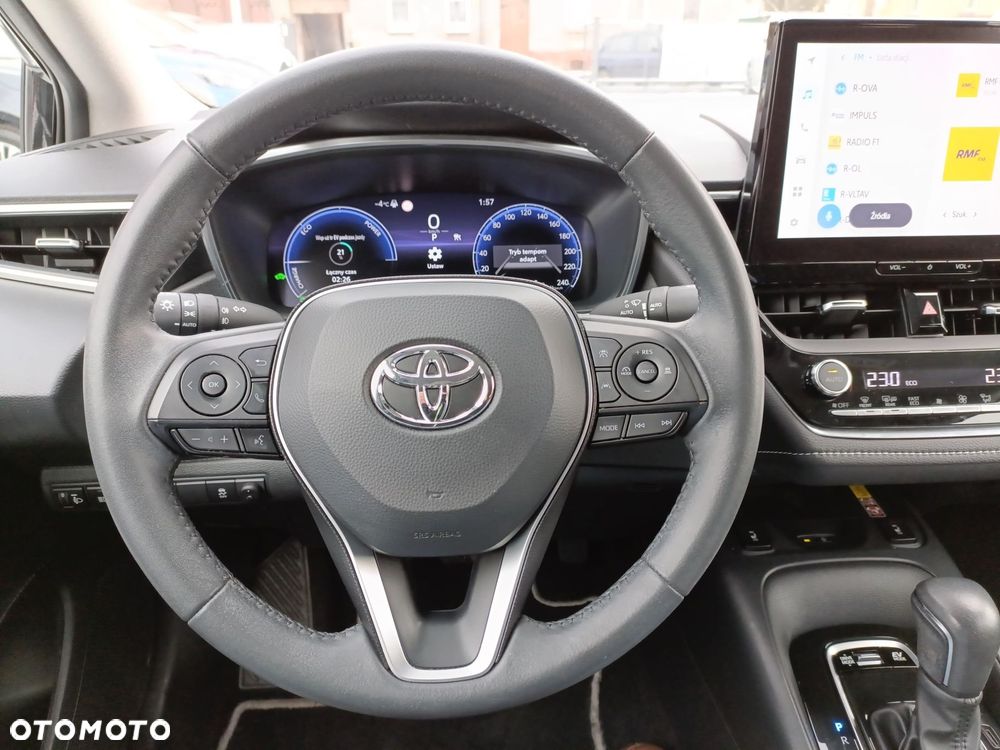 Toyota Corolla 1.8 Hybrid Style - 17
