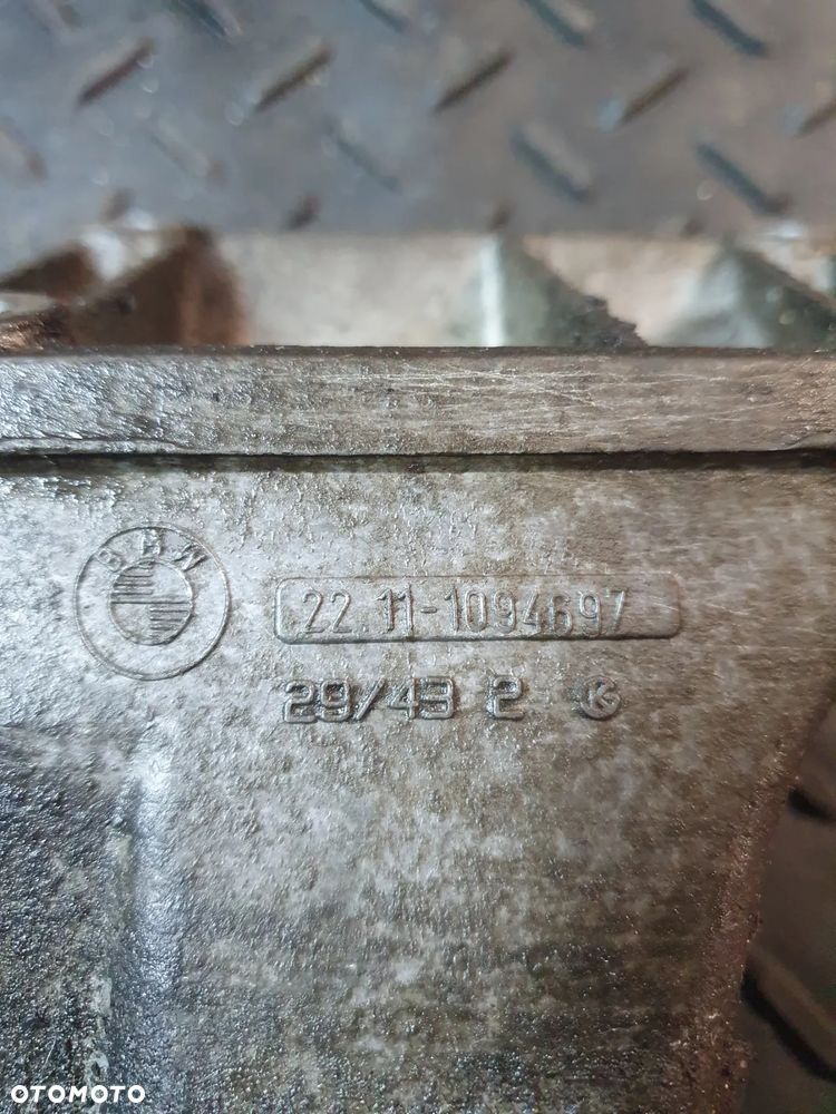 MOCOWANIE ŁAPA SILNIKA PRZEDNIA PRZÓD LEWA BMW E46 2.5 R6 1094697 - 3