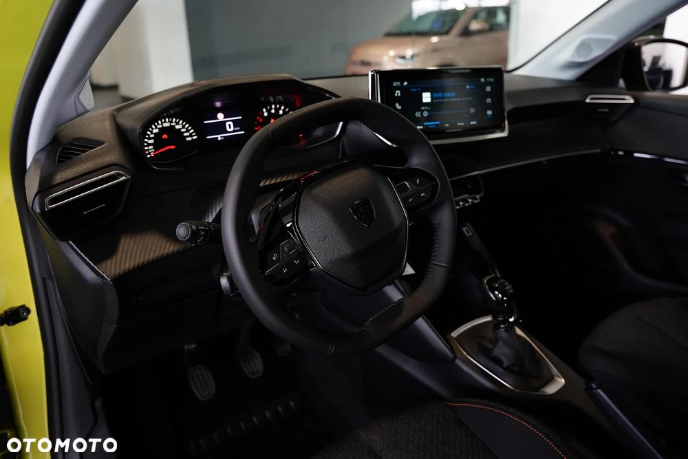 Peugeot 208 - 9