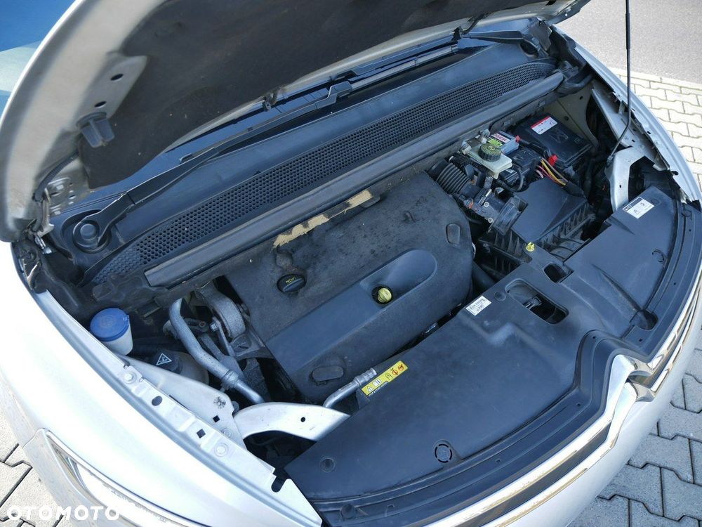 Citroën C4 Grand Picasso - 23