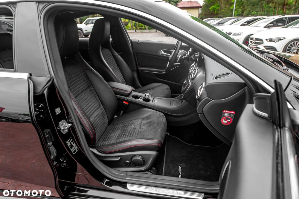 Mercedes-Benz CLA 250 4Matic 7G-DCT AMG Line - 21