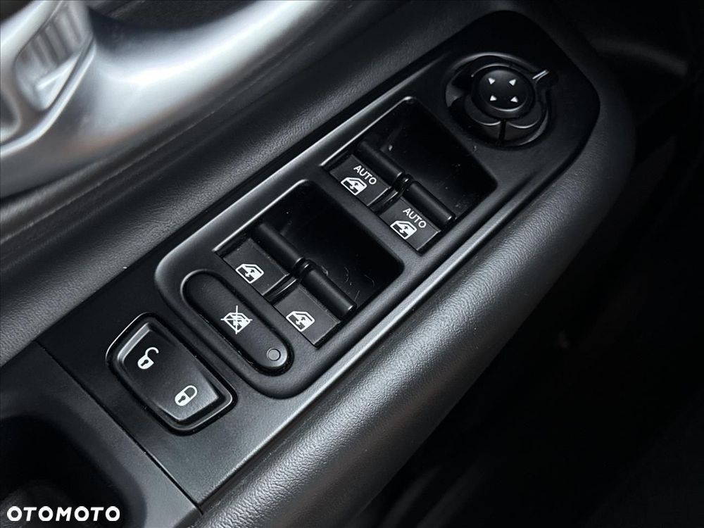 Jeep Renegade 1.0 GSE T3 Turbo Night Eagle II FWD S&S - 24