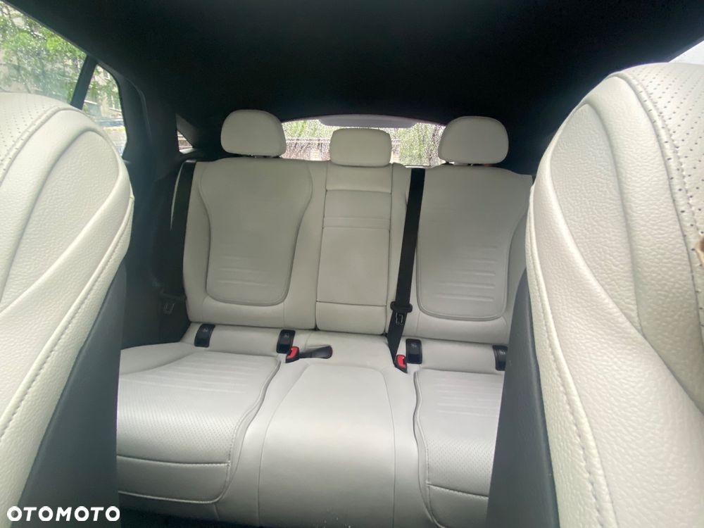 Mercedes-Benz GLC 300 mHEV 4-Matic AMG Line - 12