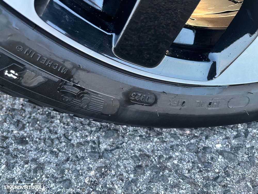 Volvo XC 40 Recharge Core - 28