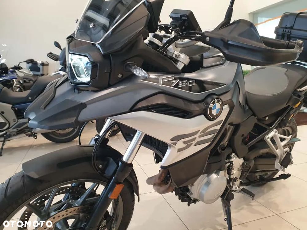 BMW F - 7