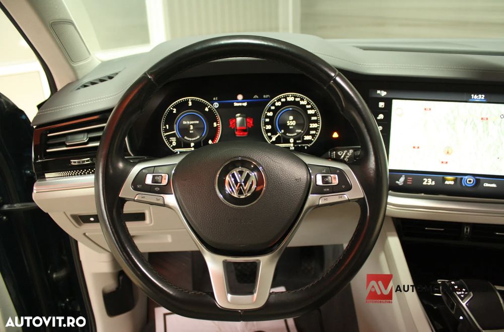 Volkswagen Touareg 3.0 V6 TDI 4Motion DPF Automatik Atmosphere - 22