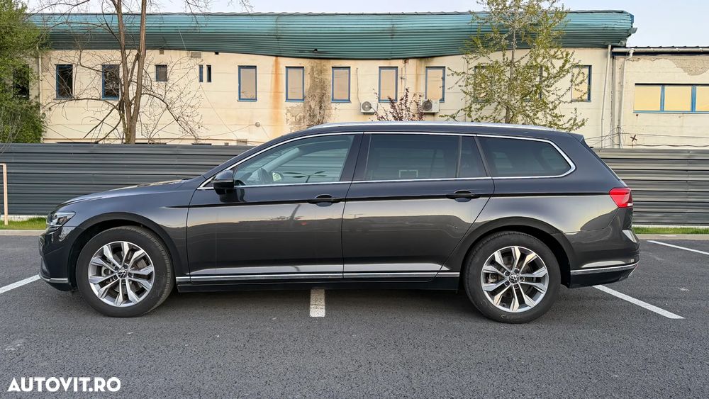 Volkswagen Passat 2.0 TDI DSG Highline - 9