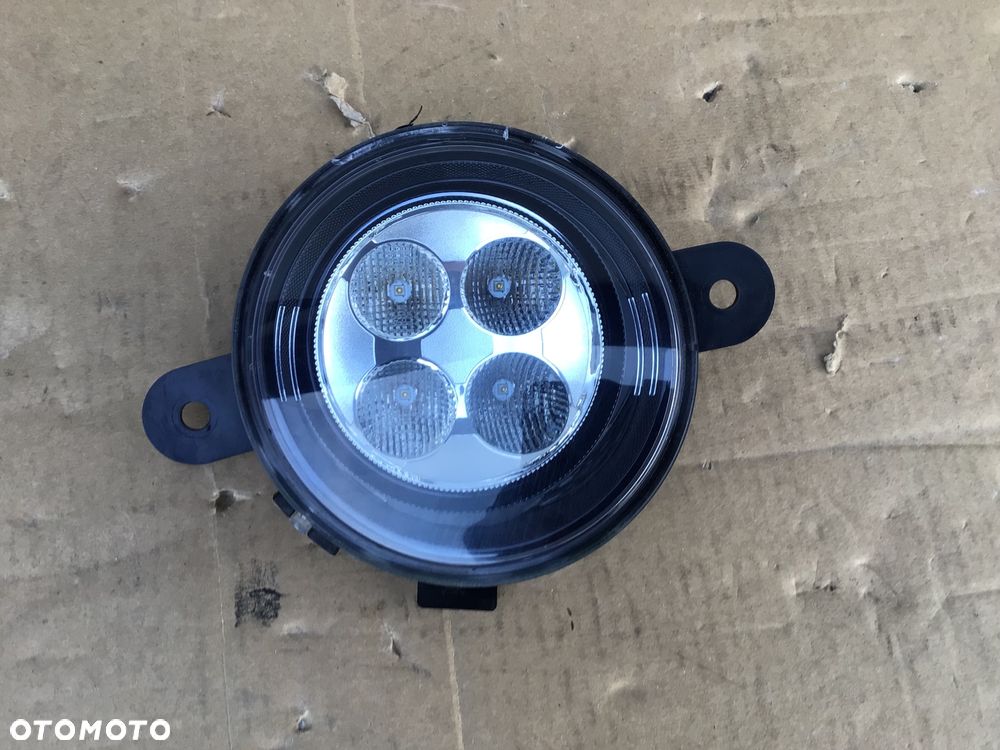 Halogen prawy Led DRL Renault Twingo lll 3