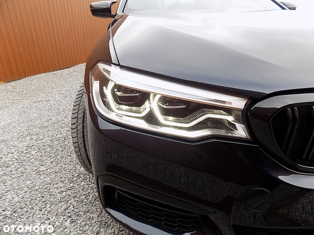 BMW Seria 5 520d xDrive M Sport Edition - 28