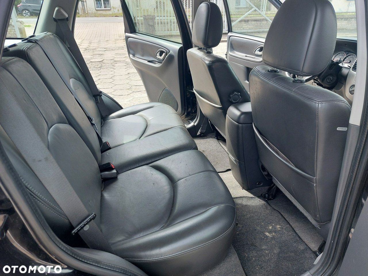 Mazda Tribute - 12