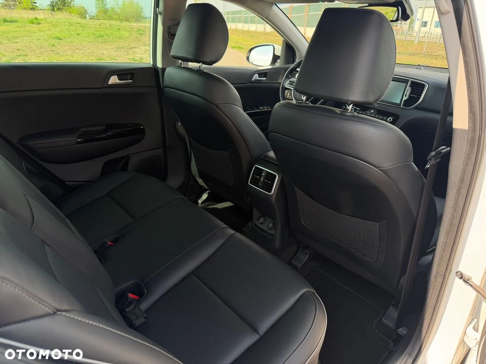Kia Sportage - 37