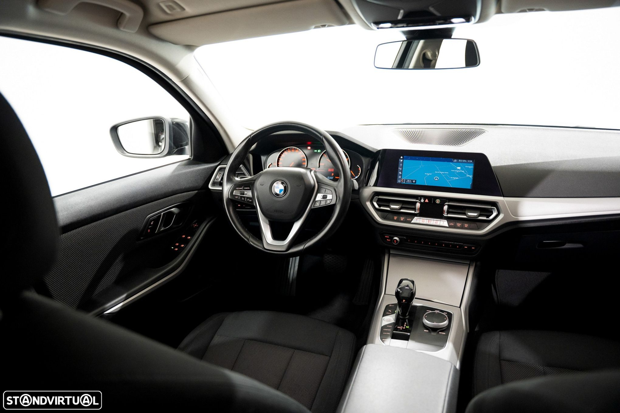 BMW 318 d Auto - 4