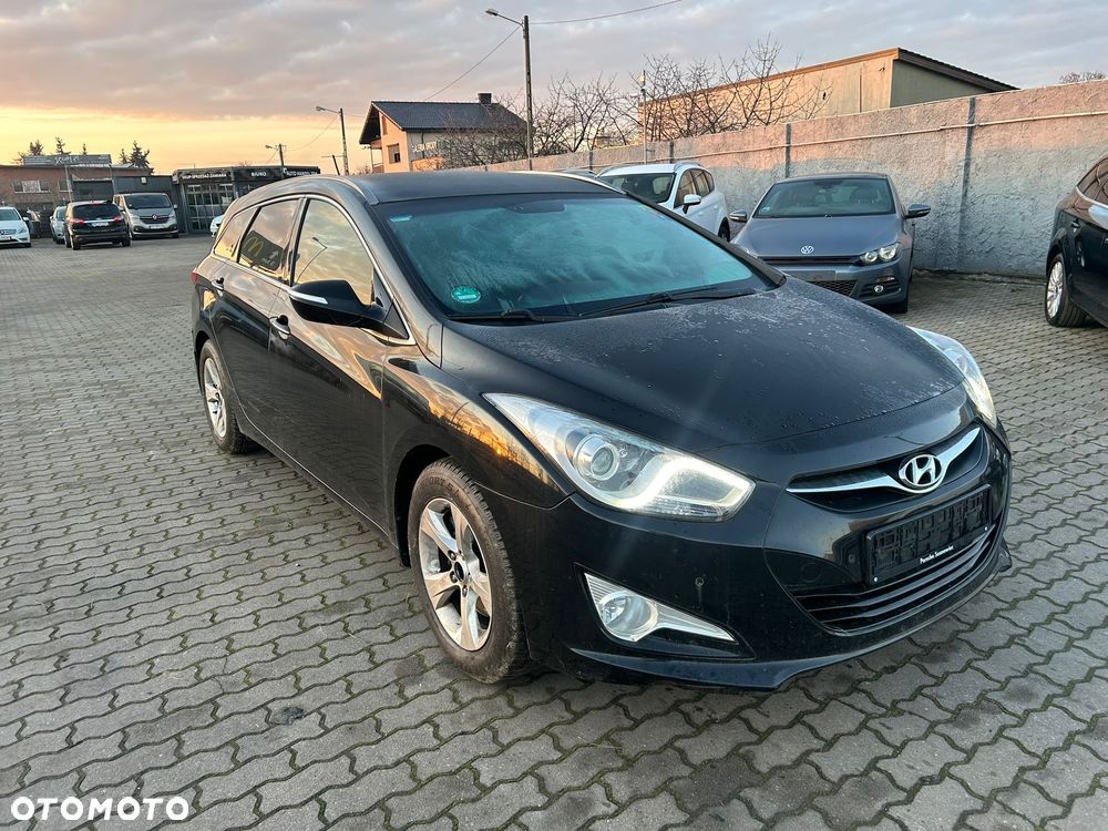 Hyundai i40 Kombi blue 1.6 CRDi Space - 2