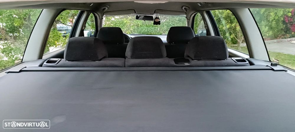 VW Passat Variant 1.9 TDi Confortline - 9