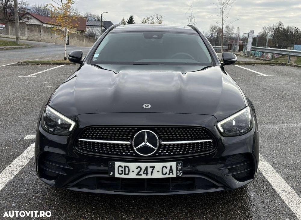 Mercedes-Benz E - 18