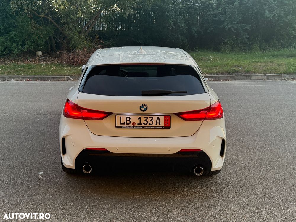BMW Seria 1 - 21