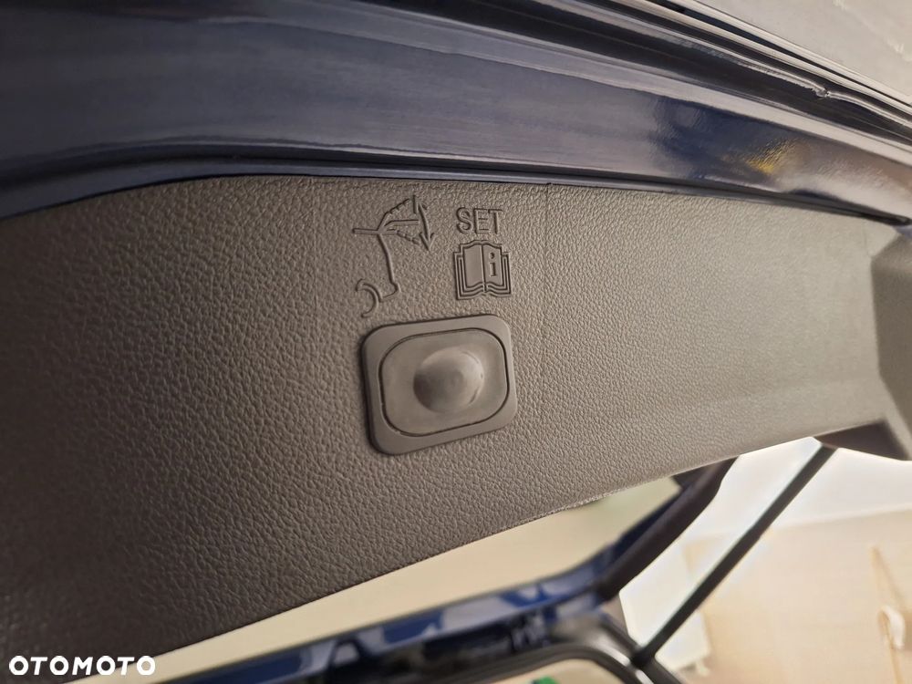 Ford Kuga 1.6 EcoBoost FWD Titanium ASS - 25