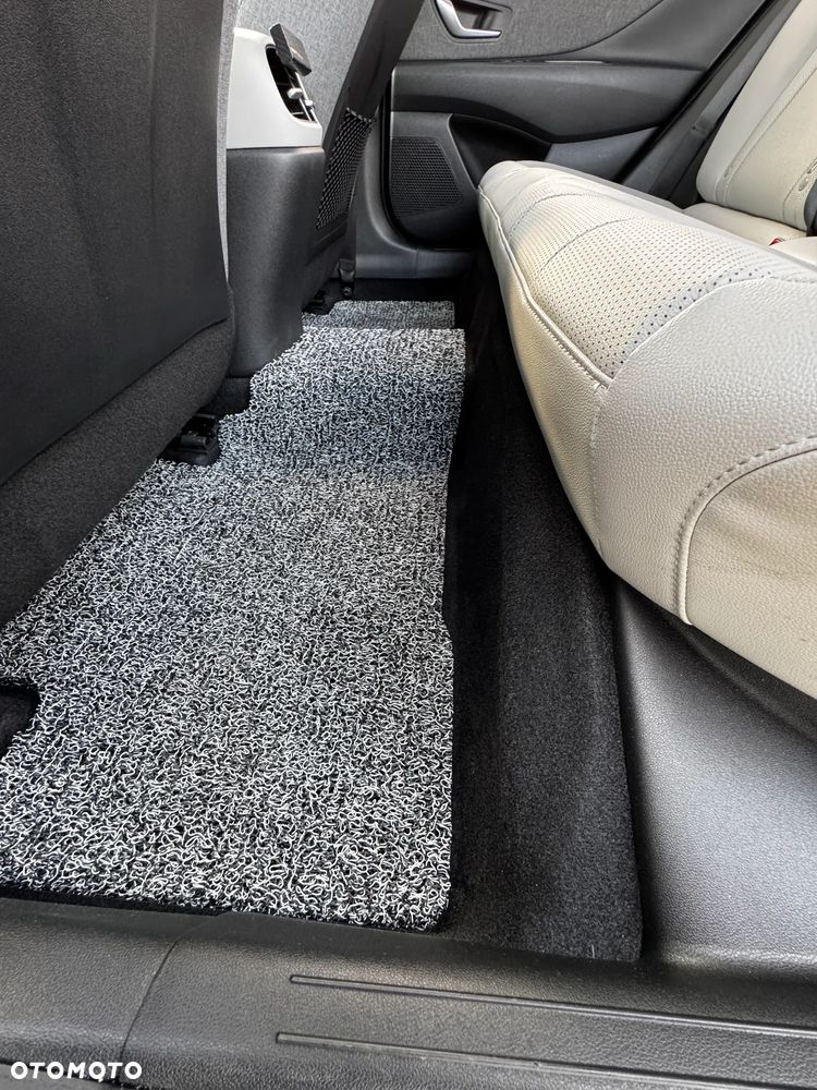 Hyundai Elantra 1.6 Executive CVT - 22