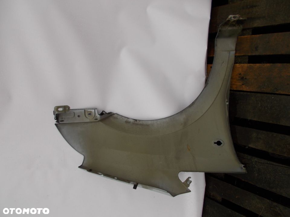 OPEL MERIVA A BŁOTNIK PRZEDNI LEWY Z155 - 2