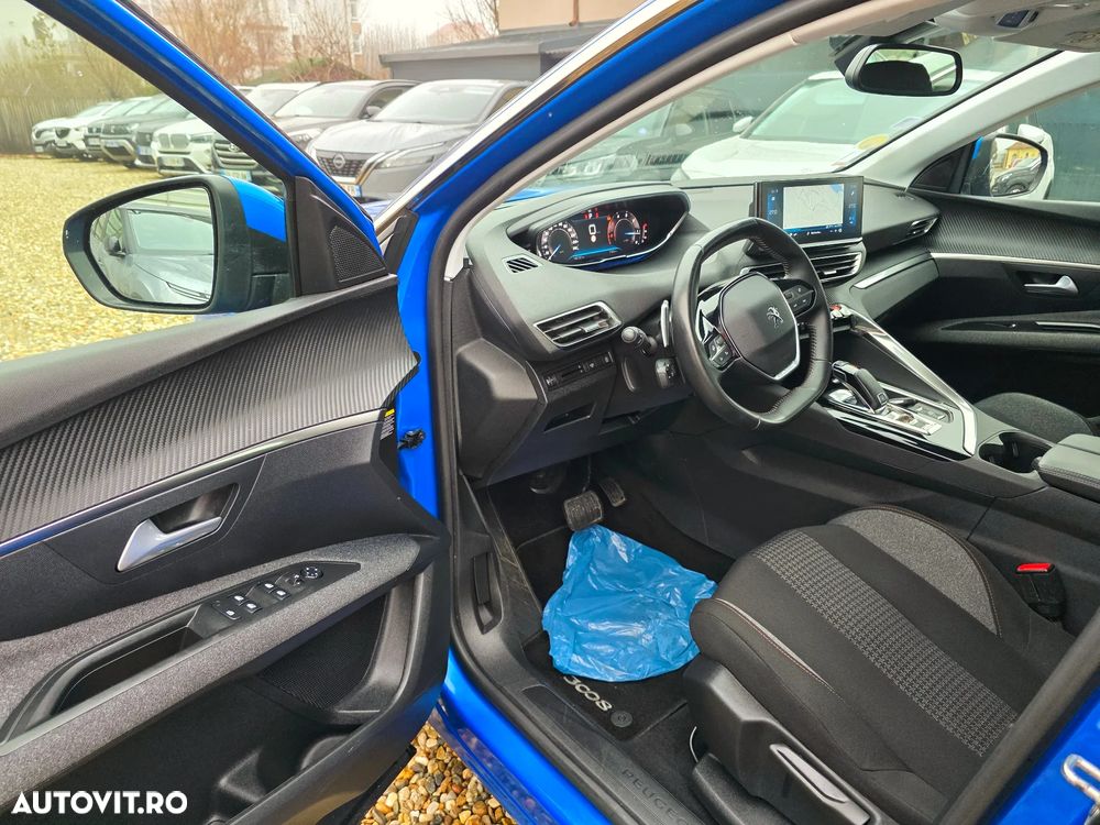 Peugeot 3008 BlueHDi 130 Stop & Start EAT8 Allure Pack - 22