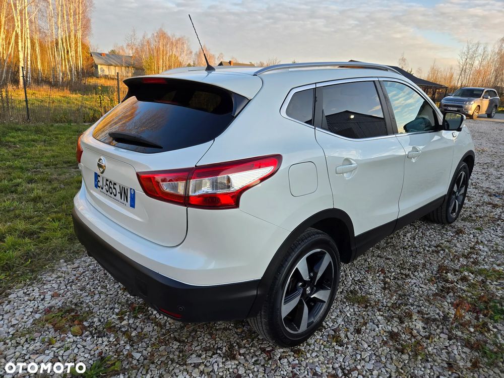 Nissan Qashqai 1.6 DIG-T N-Vision - 10