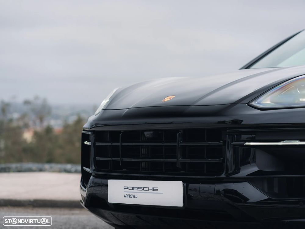 Porsche Cayenne Coupé E-Hybrid - 31