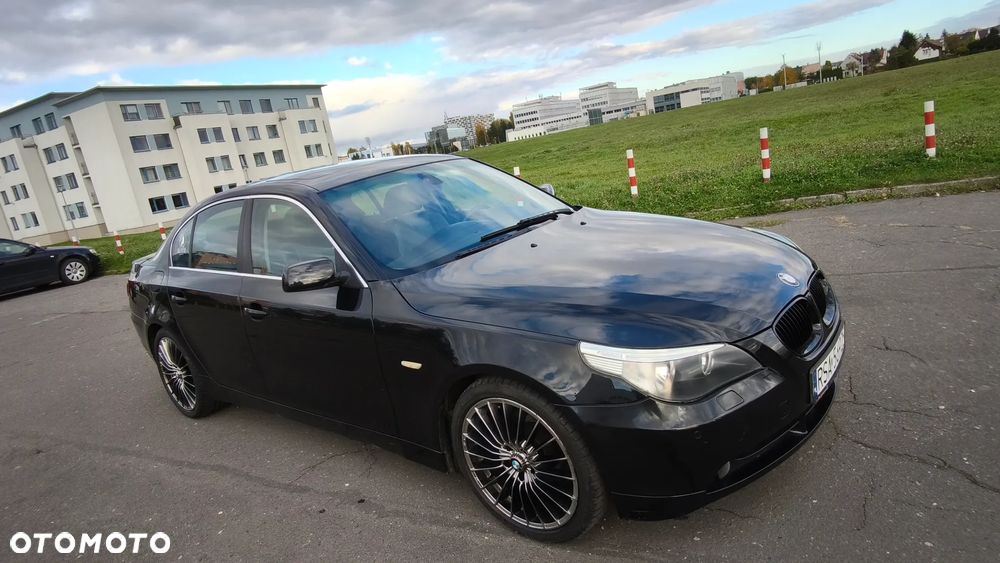 BMW Seria 5 520i - 1