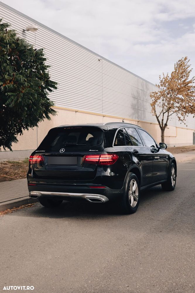 Mercedes-Benz GLC 250 d 4MATIC - 11