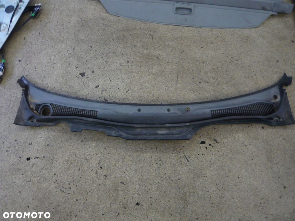 Podszybie Volvo V50 - 1